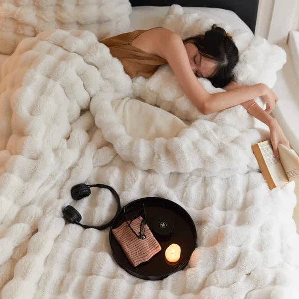 Luxurious Faux Rabbit Fur Throw Blanket - Urban Ashram