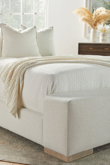 Warren Standard King Bed